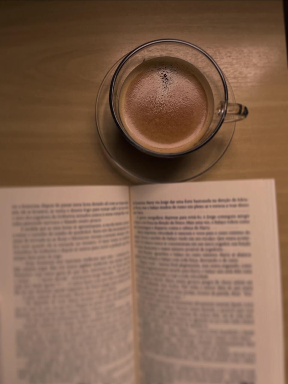 Café + livro